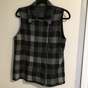 CHAPS by Ralph Lauren Soft Asymmetrical Zipper Plaid Vest